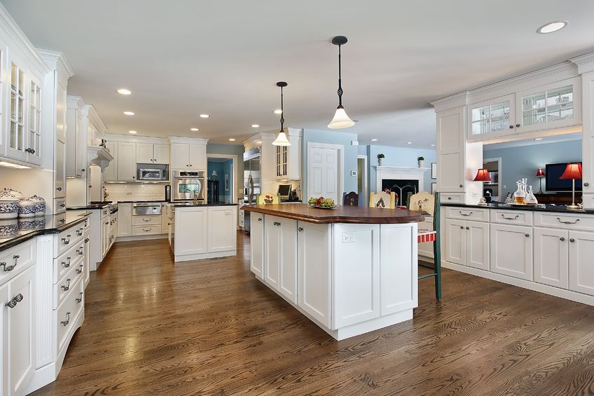 Castle Building & Remodeling: NE Mpls