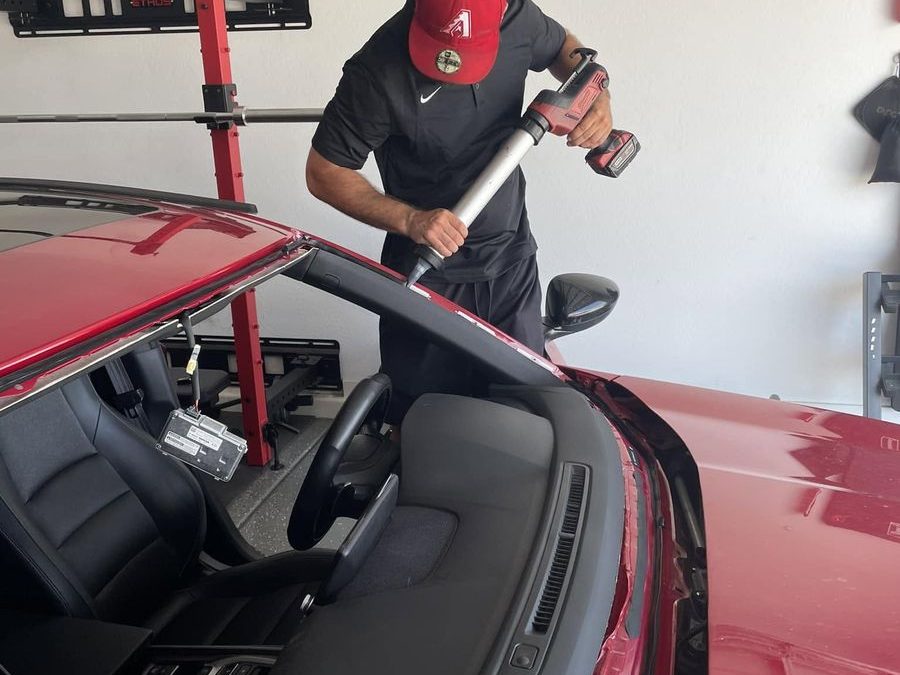Jays Autoglass LLC